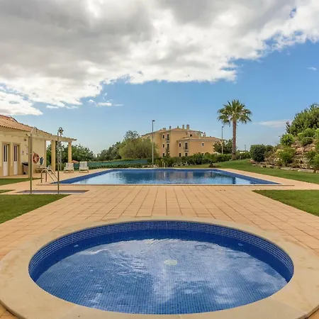 Feels Like Home Albufeira Bright Flat with Pool Apartment