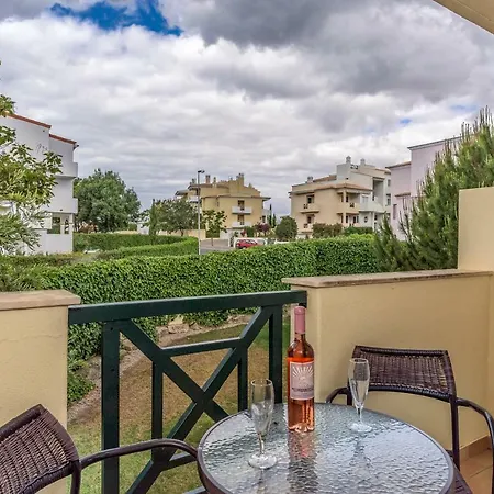 Flh Albufeira Bright Flat With Pool Apartmán